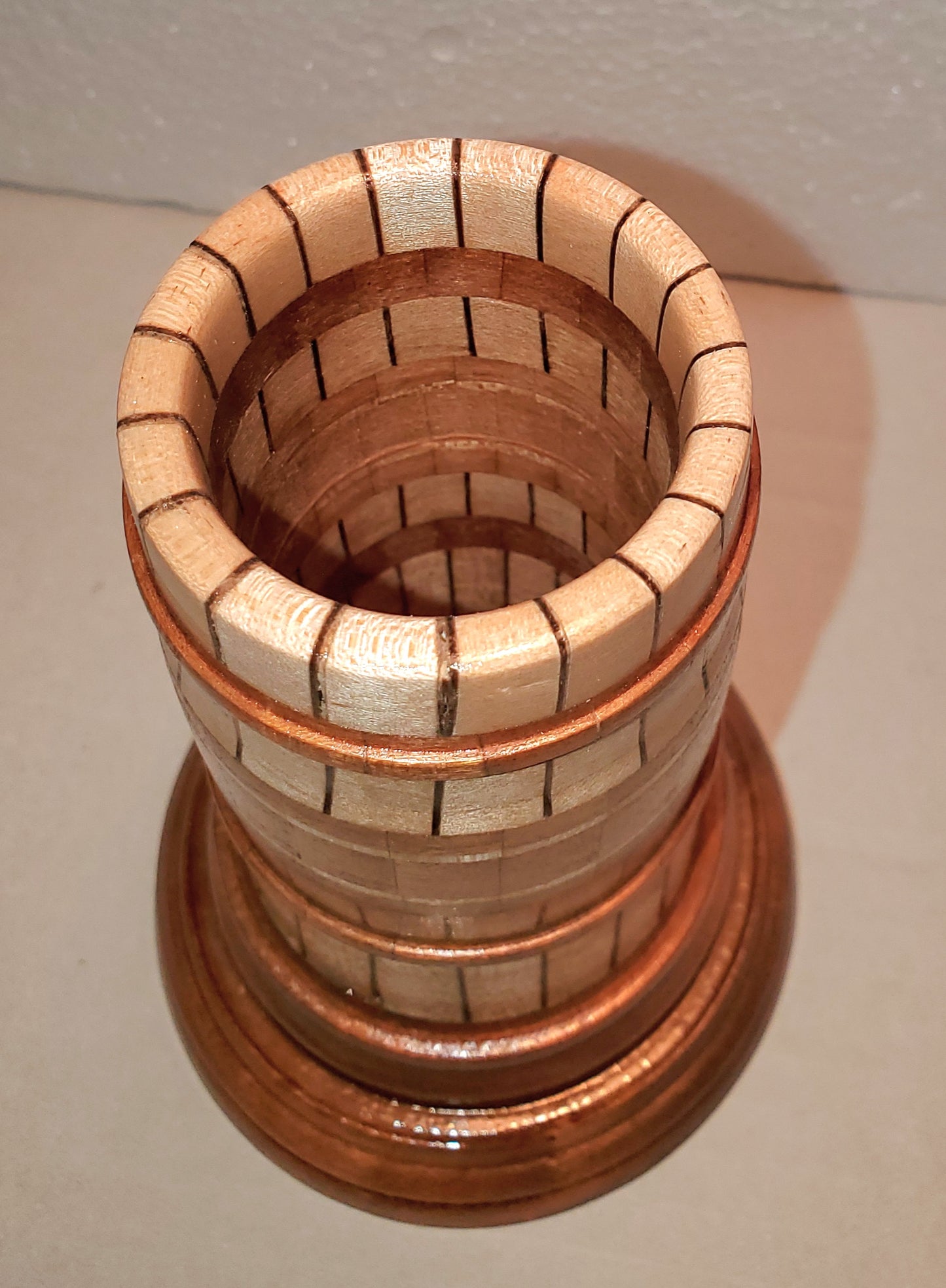 Vase/pencil holder 42
