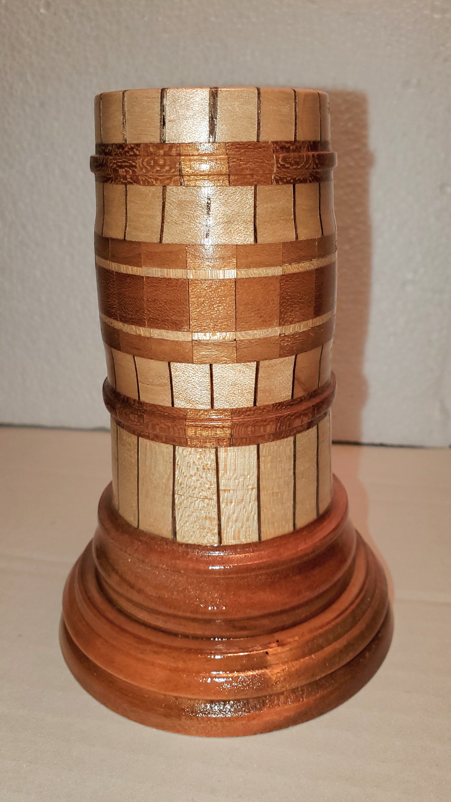 Vase/pencil holder 42
