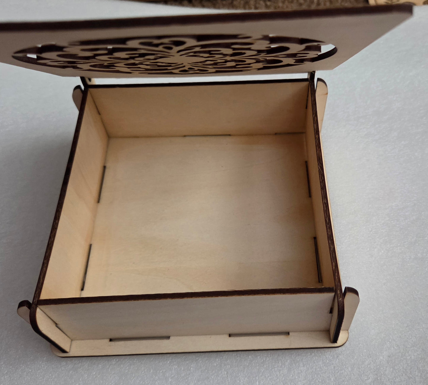 Jewelry box